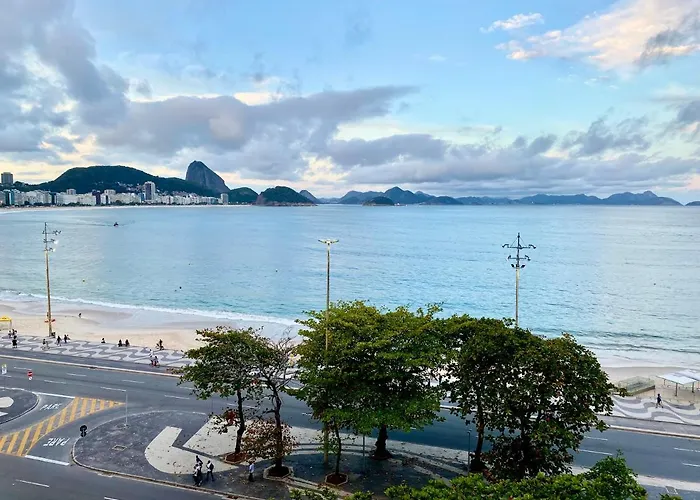 Praia De Copacabana Posto 6
